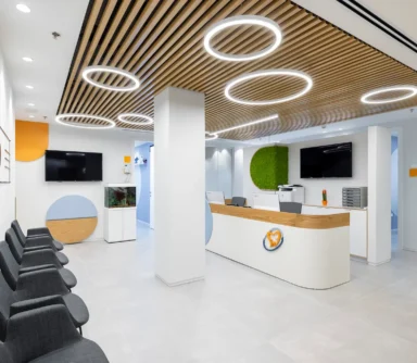 Dr Lam Clinic Design by studio samuelov (9)